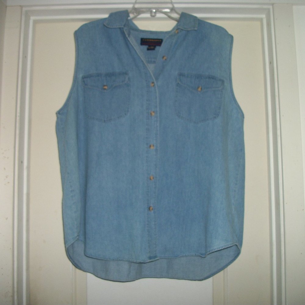 TRENDING COASTAL GRANDMOTHER COTTAGECORE FARM BLUE JEAN STY FADE RETRO BL X LG